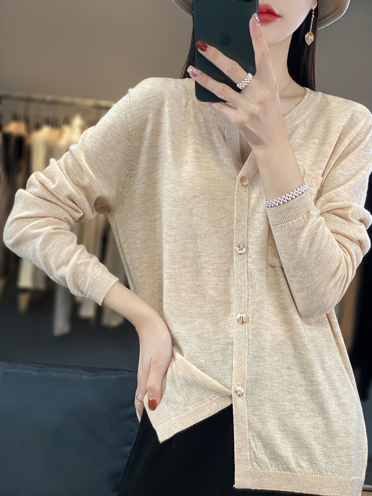 23催催新款绒开衫女圆领带兜宽松韩版外套毛衣精纺羊毛针织上衣