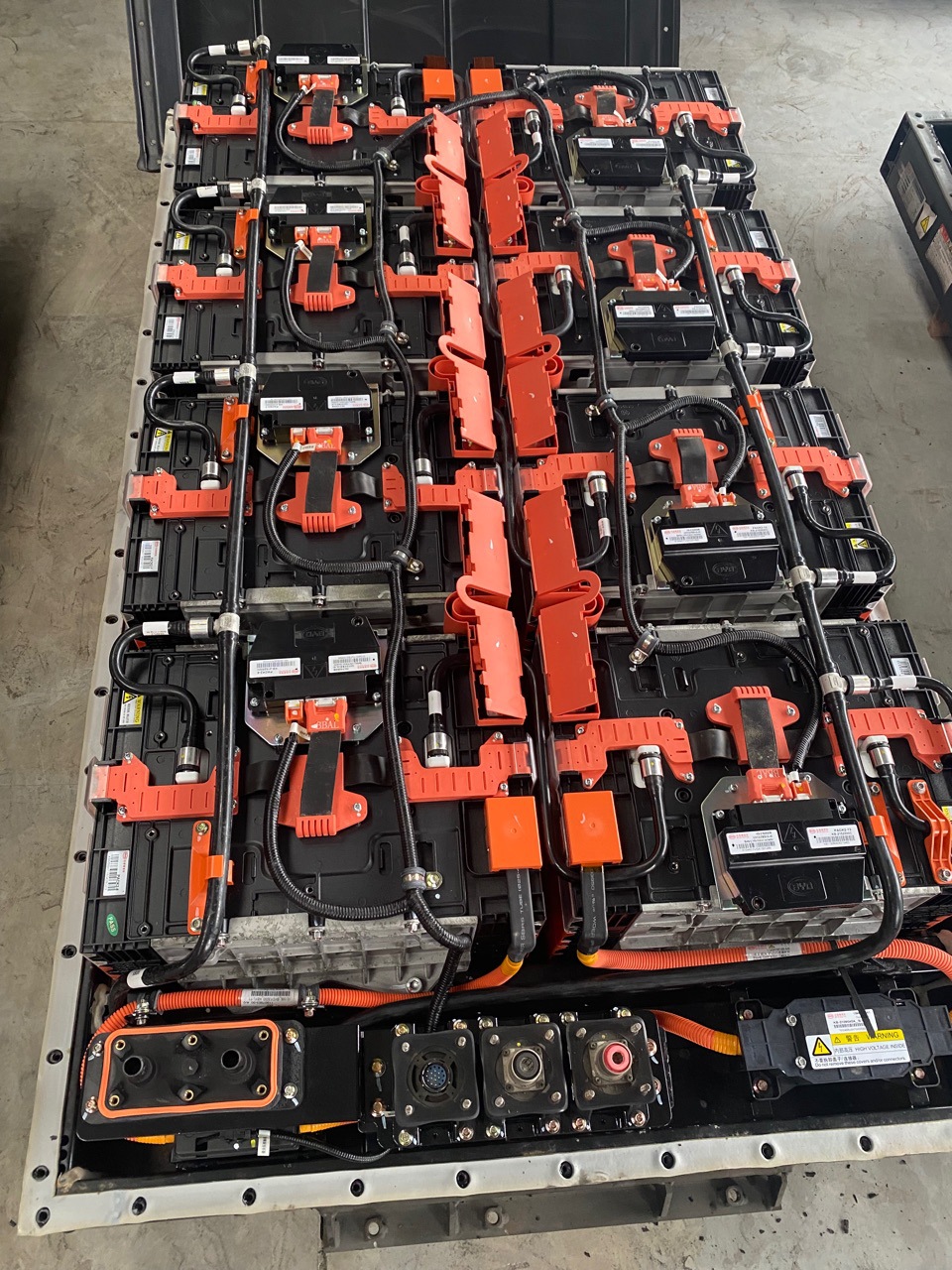 比亚迪c15磷酸铁锂3.2v270ah