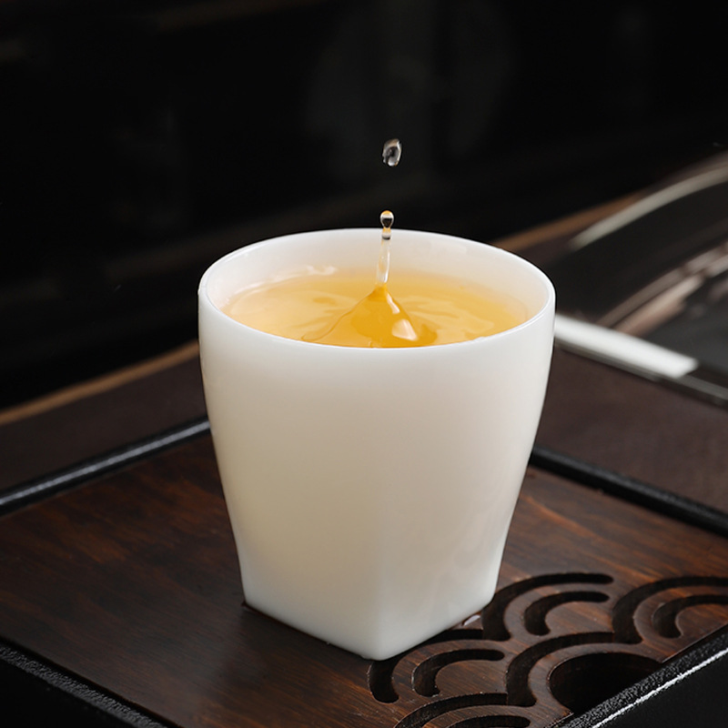 冰种羊脂玉茶杯天圆地方高档主人杯德化白瓷功夫品茗杯个人专用