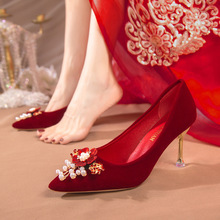 法式水钻婚鞋女细跟红色秀禾鞋2024年新款尖头绒面高跟鞋新娘婚鞋