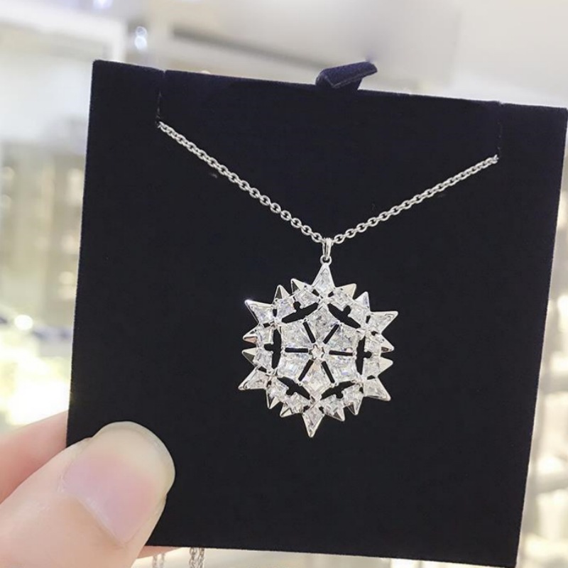 施家高版本梦幻大雪花束颈毛衣链女施华洛元素水晶雪花项链女代发