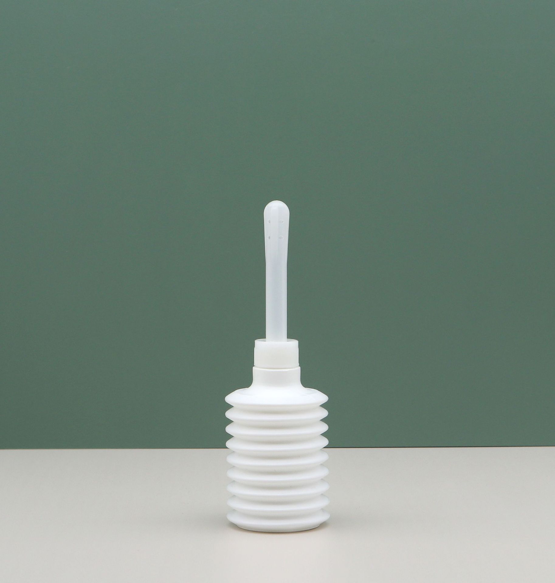 白色透明妇科冲洗器100ml2孔阴道冲洗器pe塑料弹簧液体挤压瓶