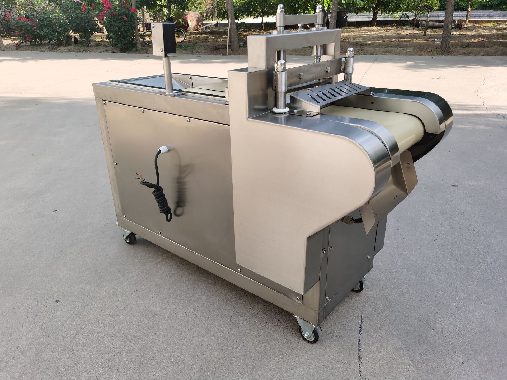 厂家直销商用不锈钢香菇切丁机 规格可调无尾料切片切丁机