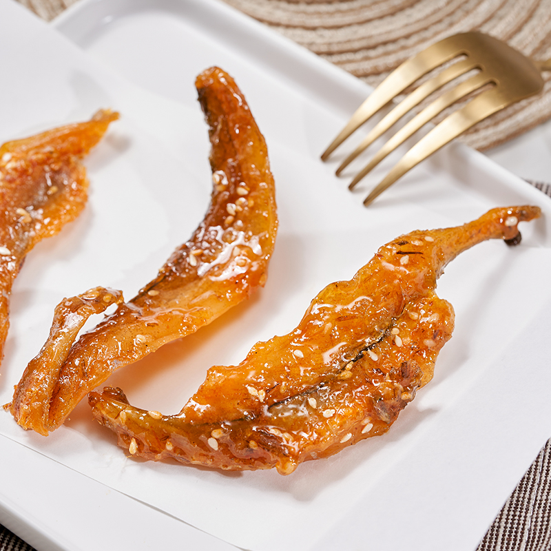 青岛香辣马步鱼即食海味零食罐装深海碳烤甜辣小鱼干烤鱼片干特产