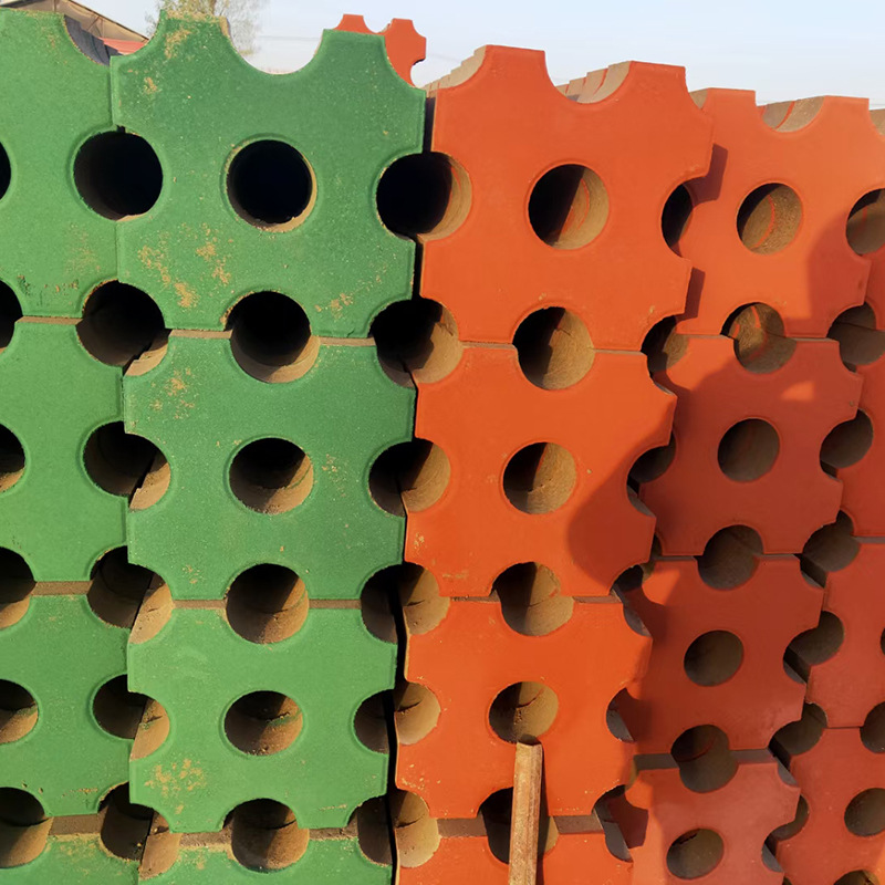 水泥植草砖 停车场公园绿色8字砖水泥草坪砖混凝土嵌草砖八字砖