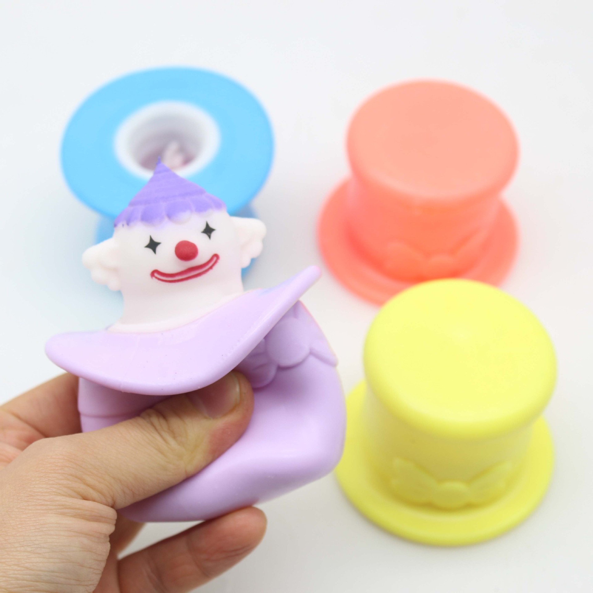 Clown Decompression Cup Squeezing Toy Vent Cup Creative Squeeze Cup New Exotic Useful Tool for Pressure Reduction Boring Happy Spoof Cup