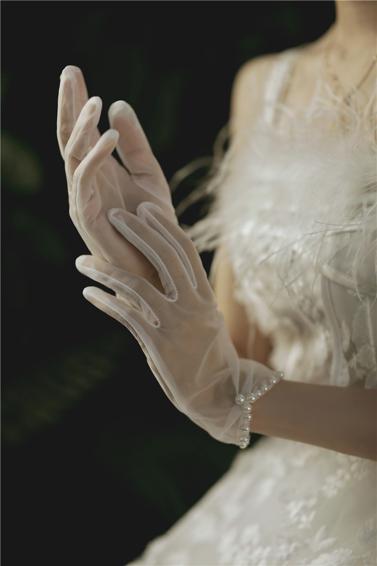 结婚手套 婚纱礼服短手套珍珠写真拍照摄影简约新娘婚庆手套