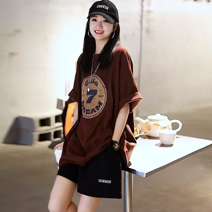 High-End Brown round Neck Chic Printed Loose T-shirt Two-Piece Women's Clothing Summer Pirate Shorts a Complete Set of Wear