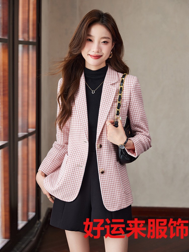 粉色千鸟格西装外套女春秋2024新款小个子休闲格子女士小西服上衣
