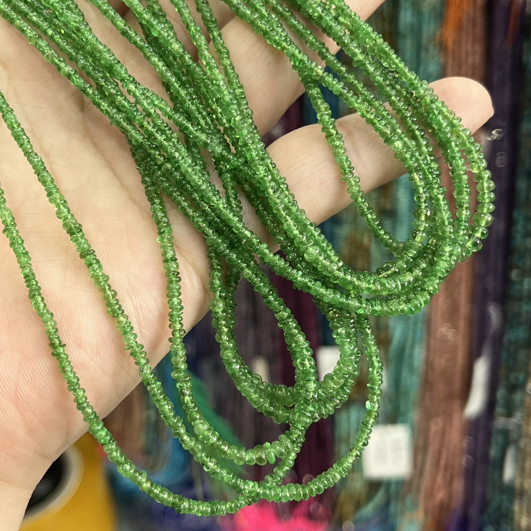 8mm不规则隔片沙弗莱绿石榴石半成品diy项链手链饰品配-阿里巴巴