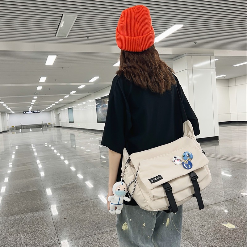 Backpack for Women 2022 New Mori Style Large Capacity Nylon Waterproof Make-up Bag Fashion Harajuku Students Shoulder Crossbody Men