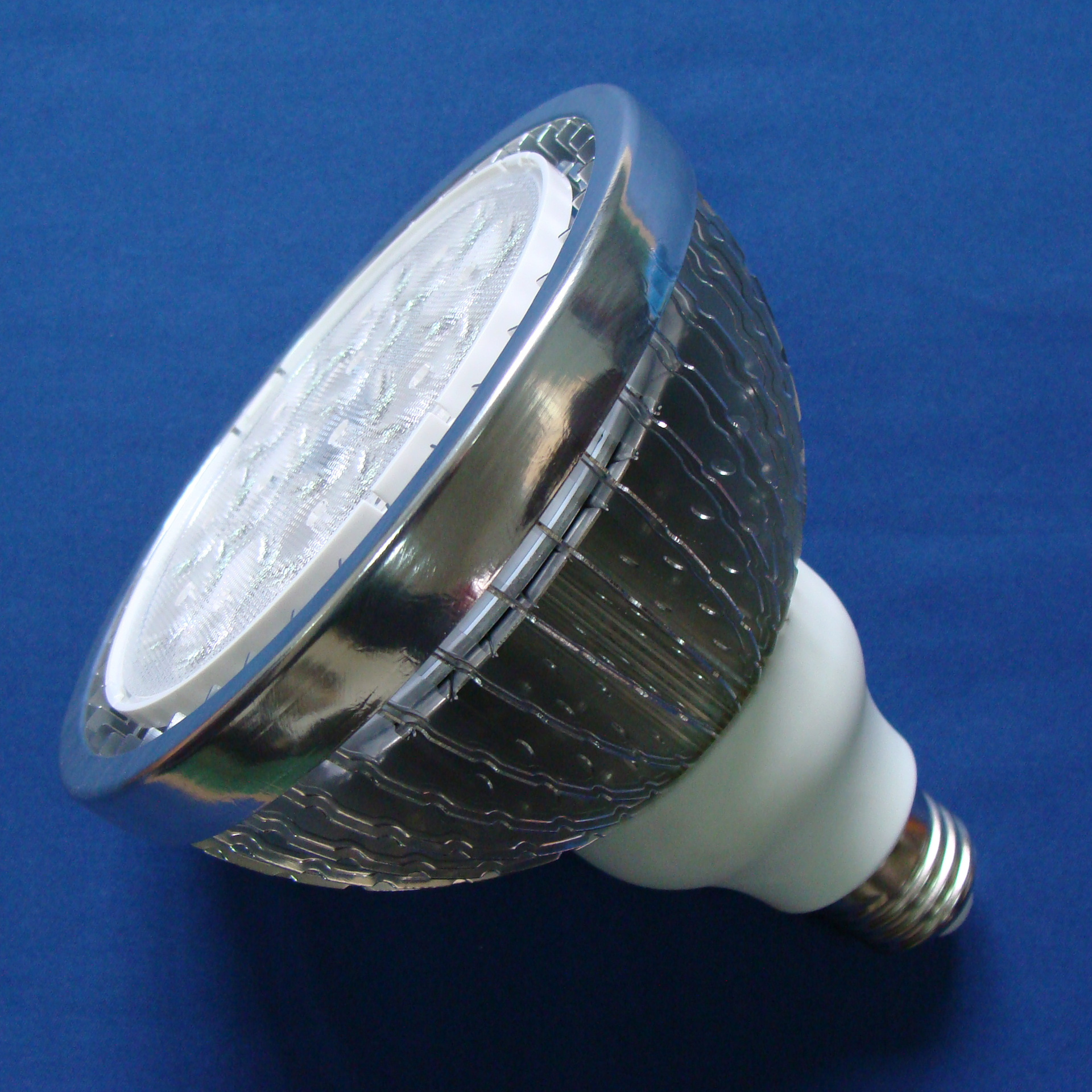 厂家直销大功率led鳍片式par38射灯灯杯套件