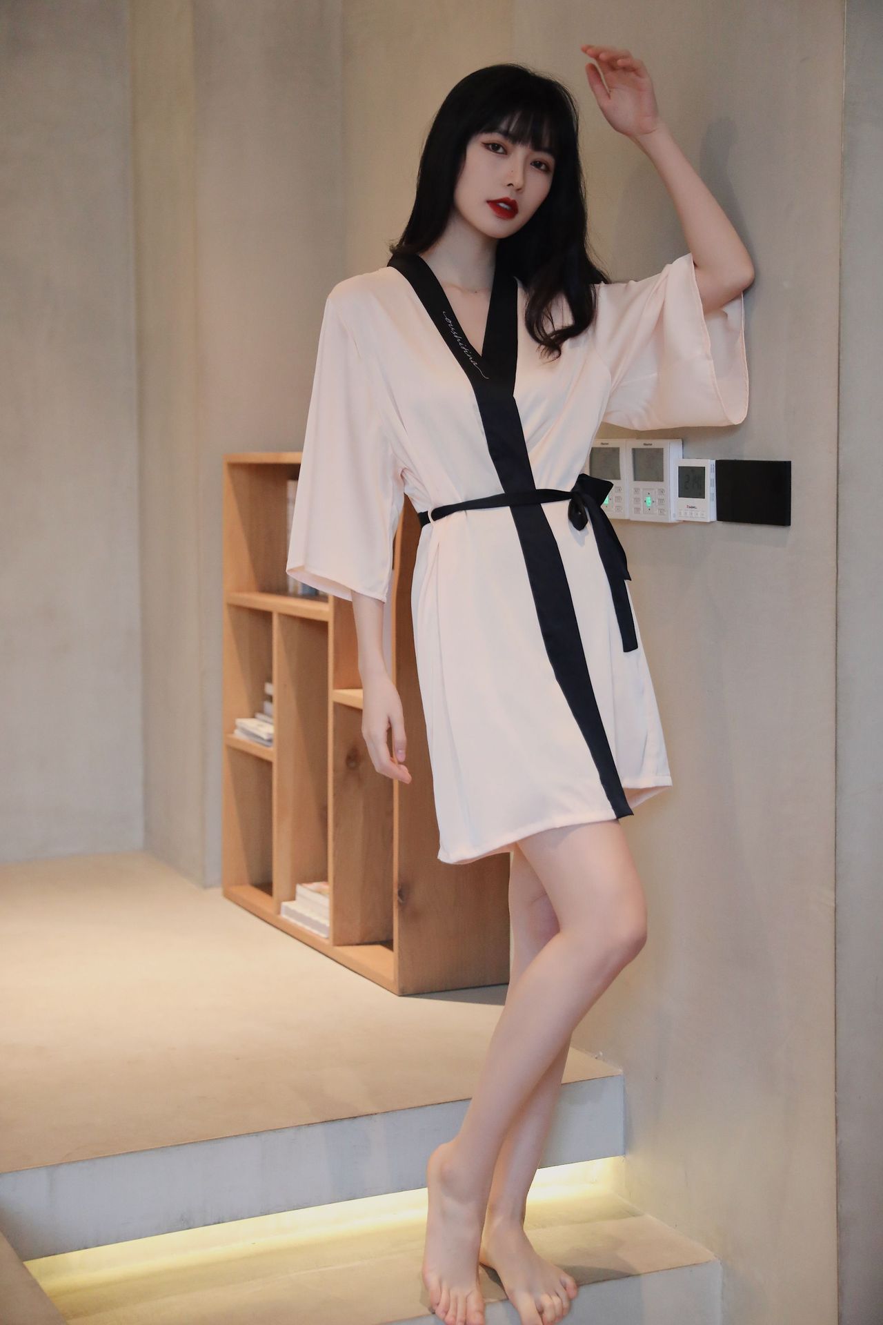 睡衣女夏季新薄款丝绸抖音网红家居服冰丝性感维蜜睡袍高级感春秋