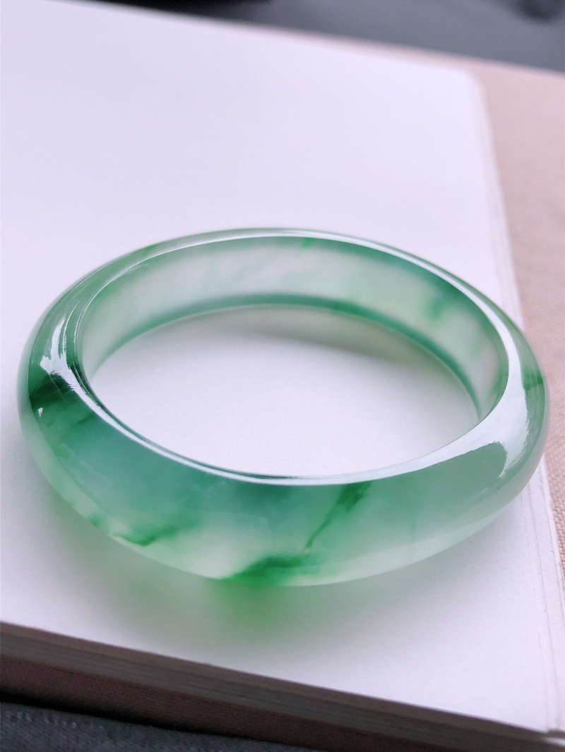 翡翠手镯冰种天然正品缅甸a货玉手镯子女款阳绿飘花玻璃种贵妃镯