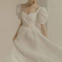 加工定制法式轻婚纱2024新款新娘泡泡袖白色气质方领登记礼服