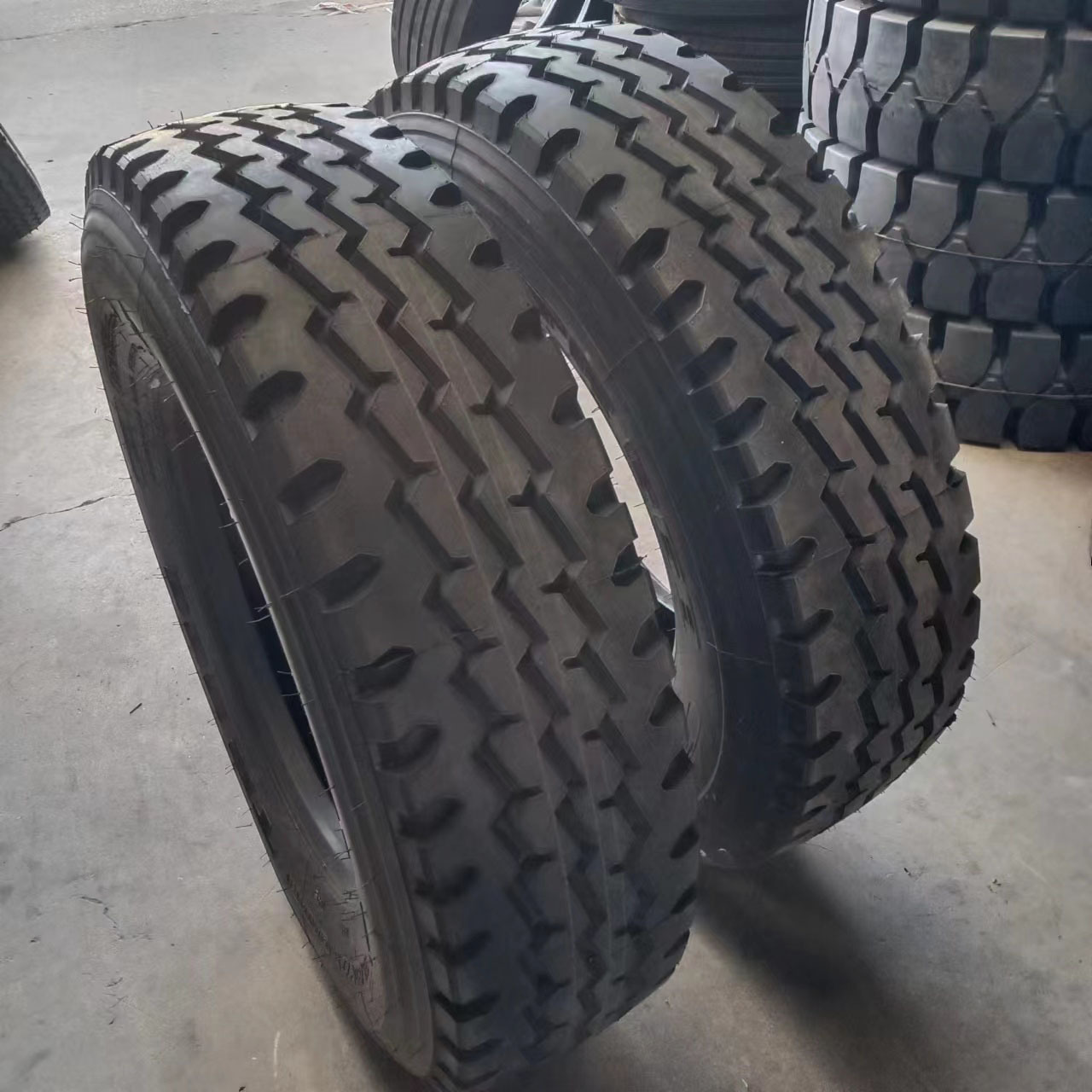 正品三角轮胎全钢丝载重315/80r22.
