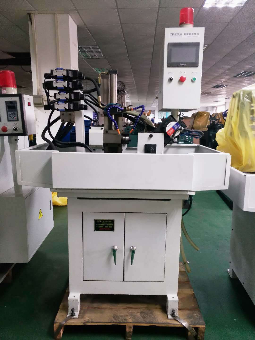 【店铺推荐】自动分度铣扁机 十字槽多扁位一次铣可分度铣槽机