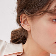 高级感耳夹无耳洞女2021年新款潮法式小众耳骨夹一体耳钉夏天耳环