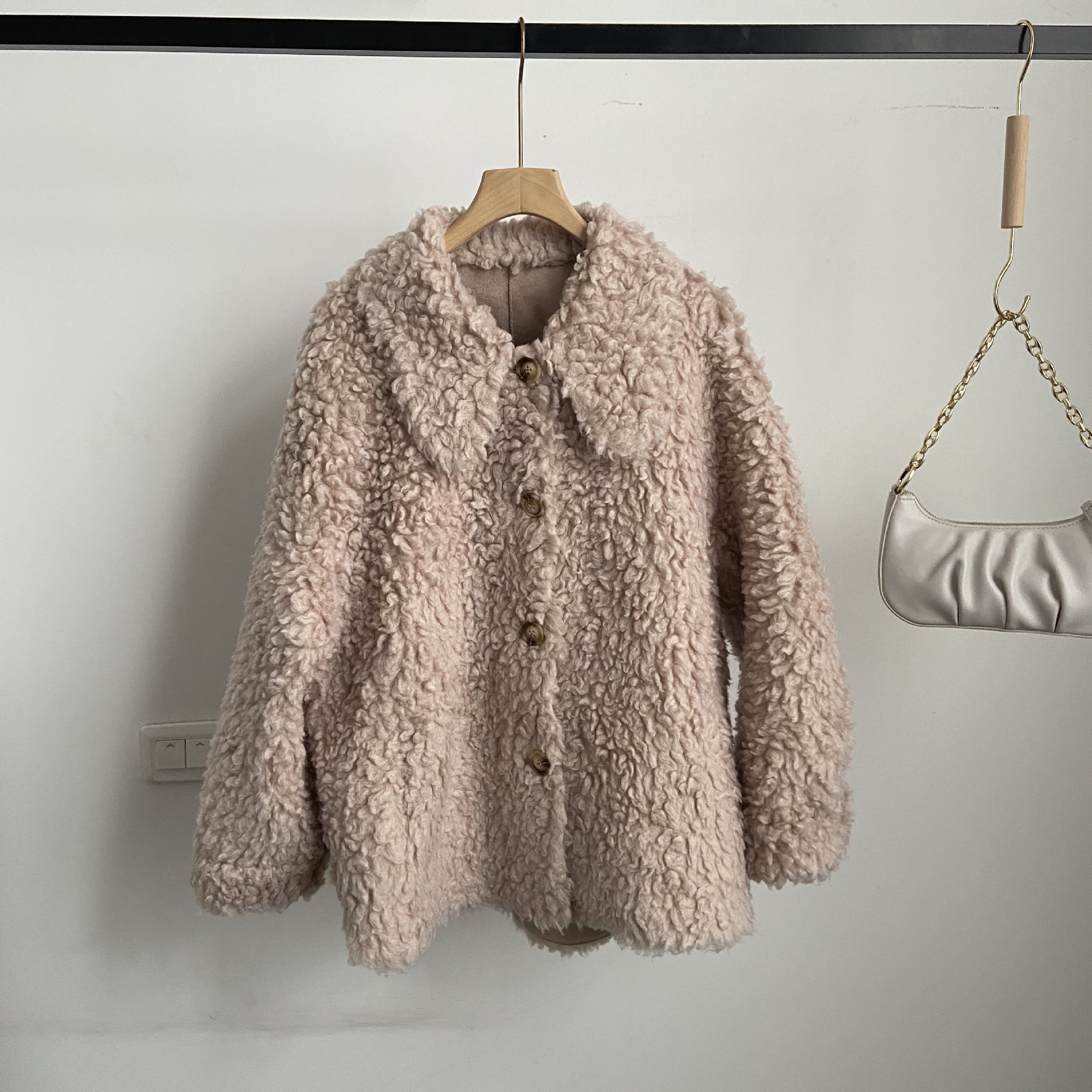 卷羊毛大衣女-卷羊毛大衣女厂家,品牌,图片,热帖-阿里巴巴