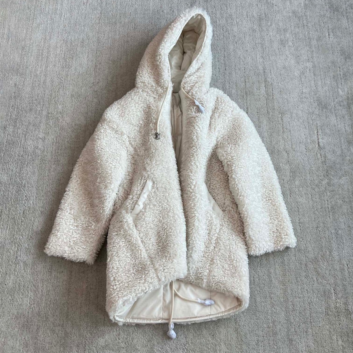 毛绒拼接羽绒大衣 一见倾心毛绒绒大白熊穿得软萌软萌的泰迪外套