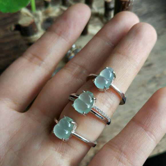 天然缅甸老坑翡翠a货戒银镶冰种糯种荧光葫芦蛋面戒指界面戒指