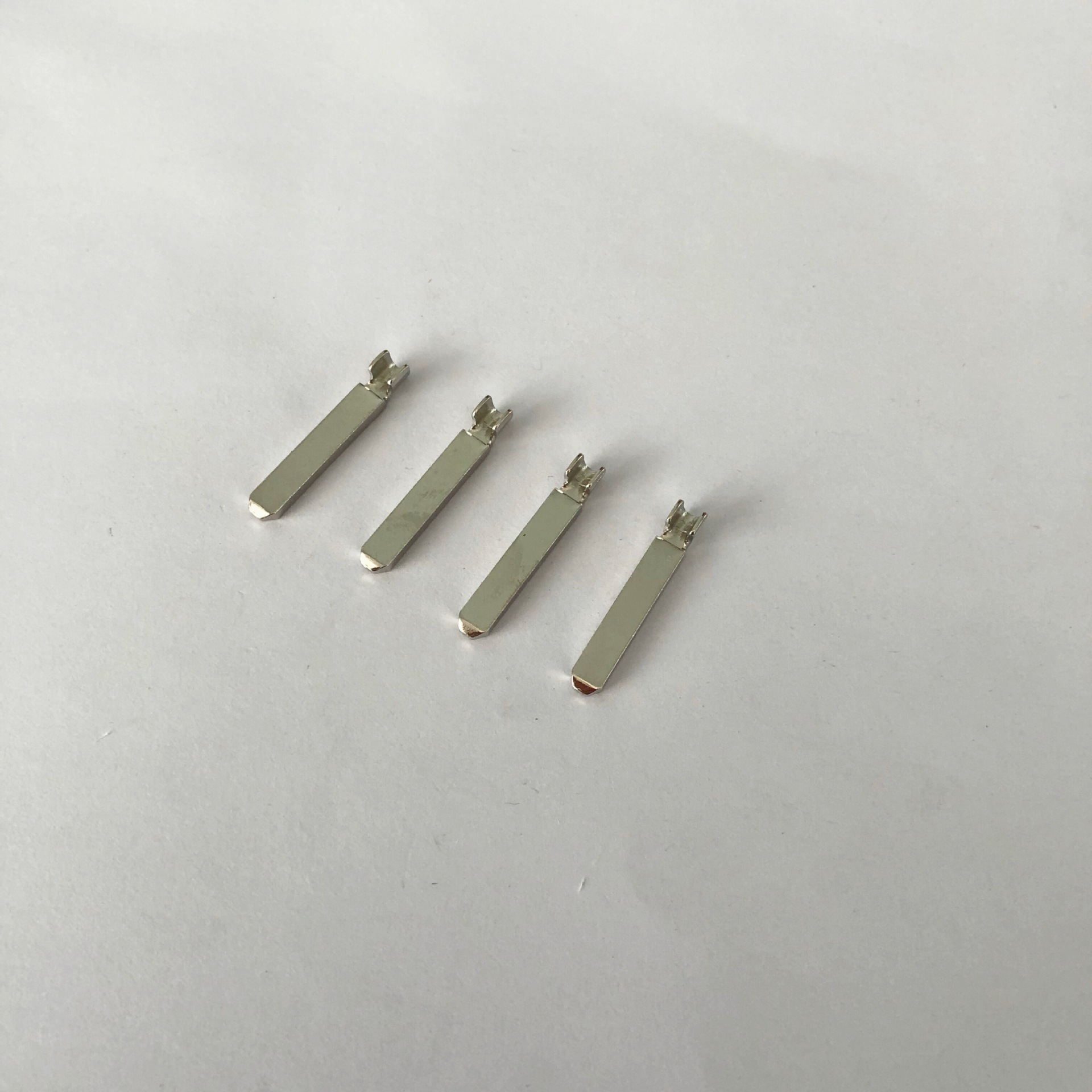 插头插片五金冲压