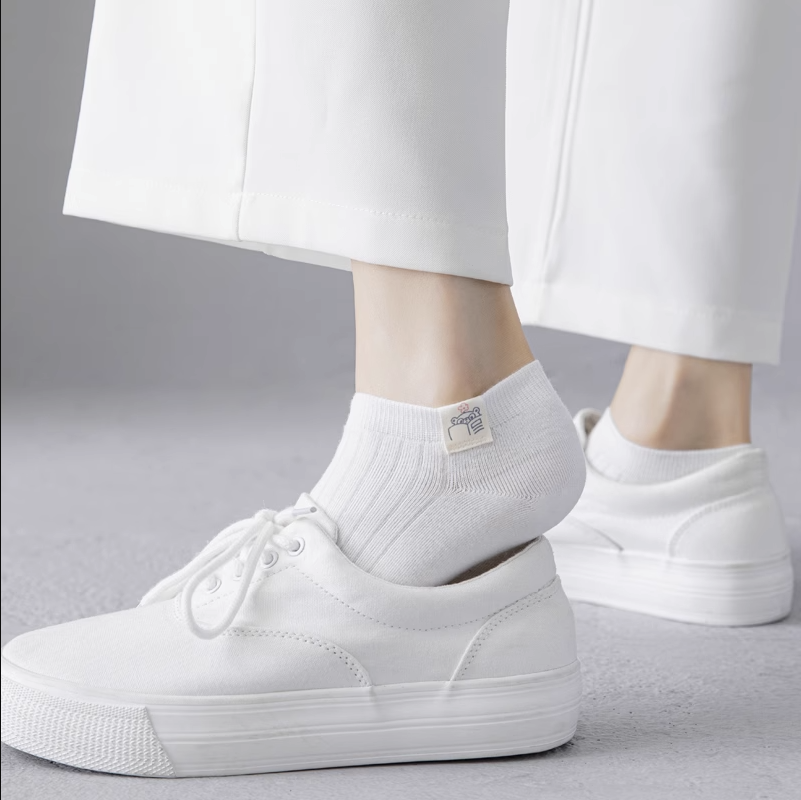 袜子女卡通白色短袜浅口布标小熊夏季薄款ins潮可爱日系船袜