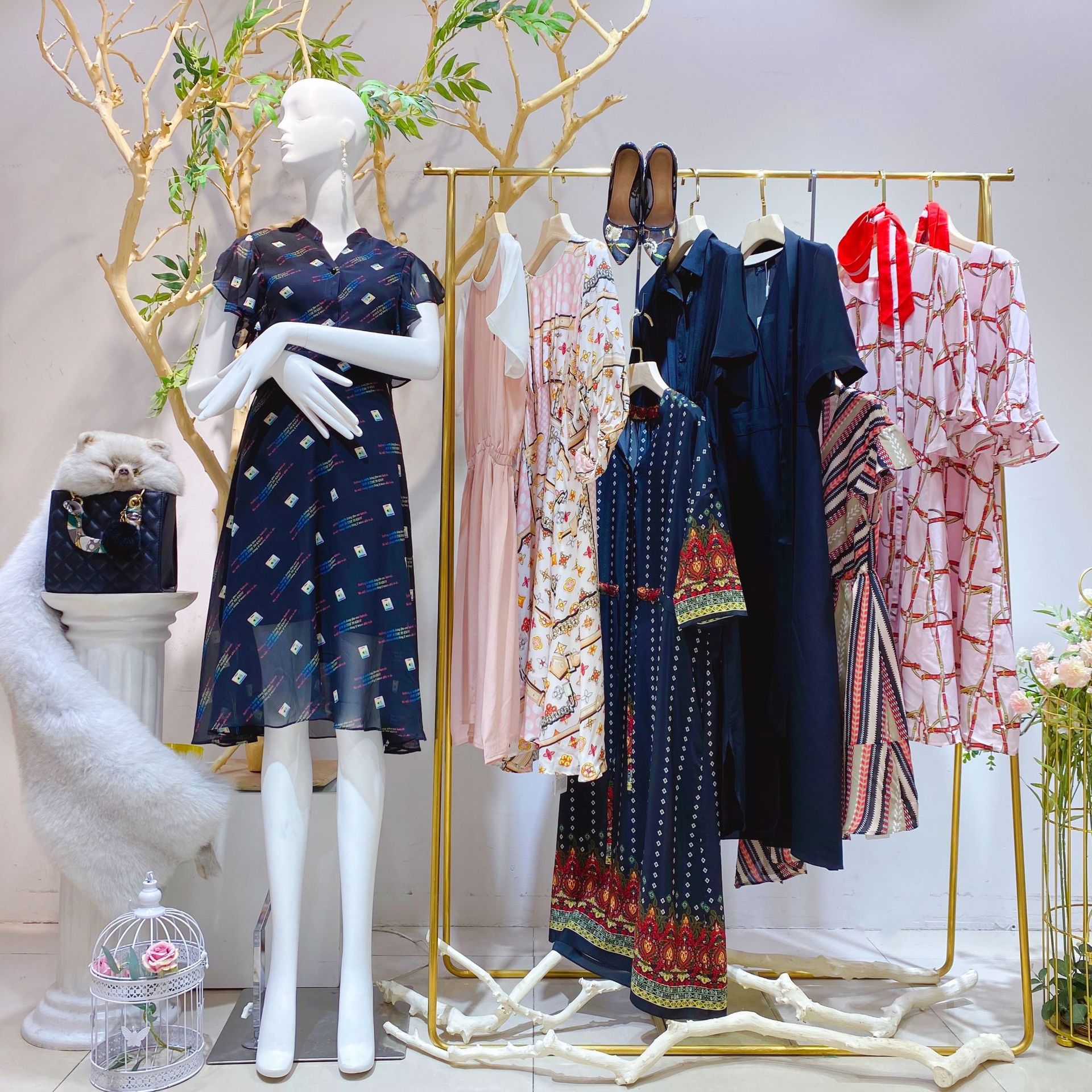 佳人苑21品牌折扣女装尾货杭州四季青专柜剪标走份批发货源诗佩妮