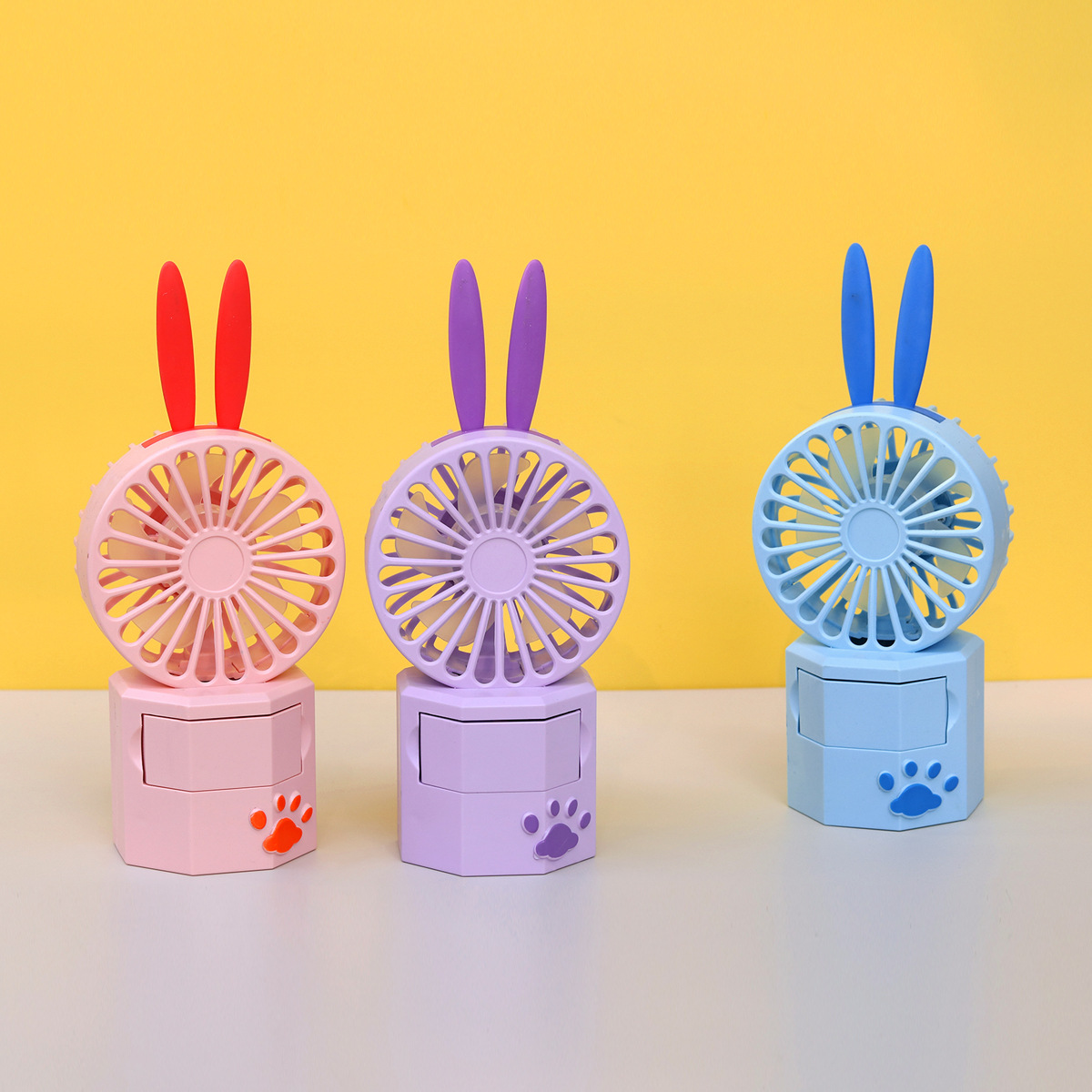 Candy Color Mini Fan Cute Pet Drawer Desktop Little Fan USB Charging Portable Children Gift Fan