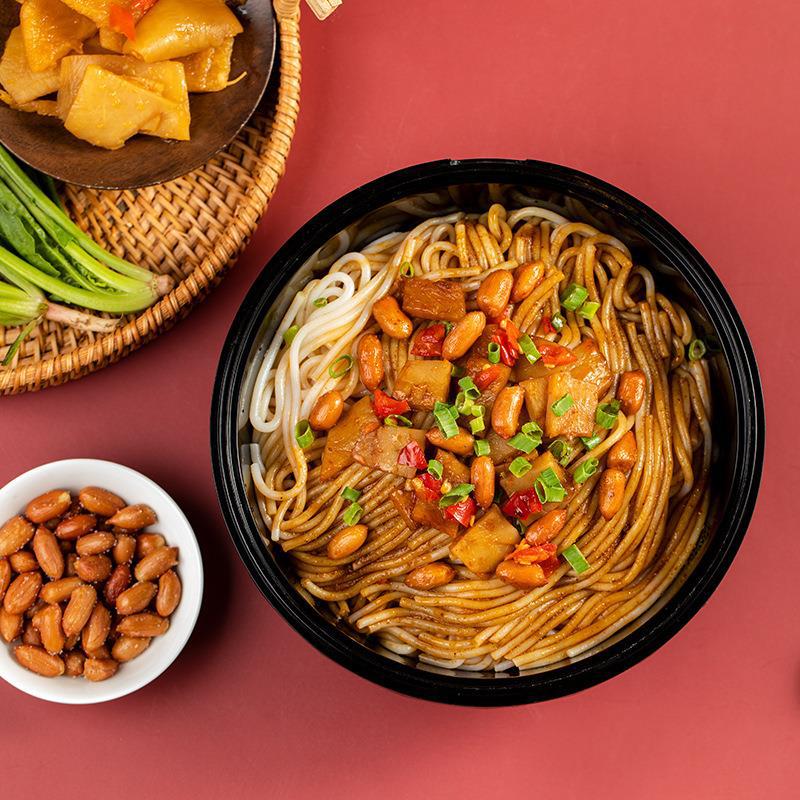 盒装 霸蛮酸萝卜猪油拌粉冲泡微波湖南特产长沙鲜粉食品美食