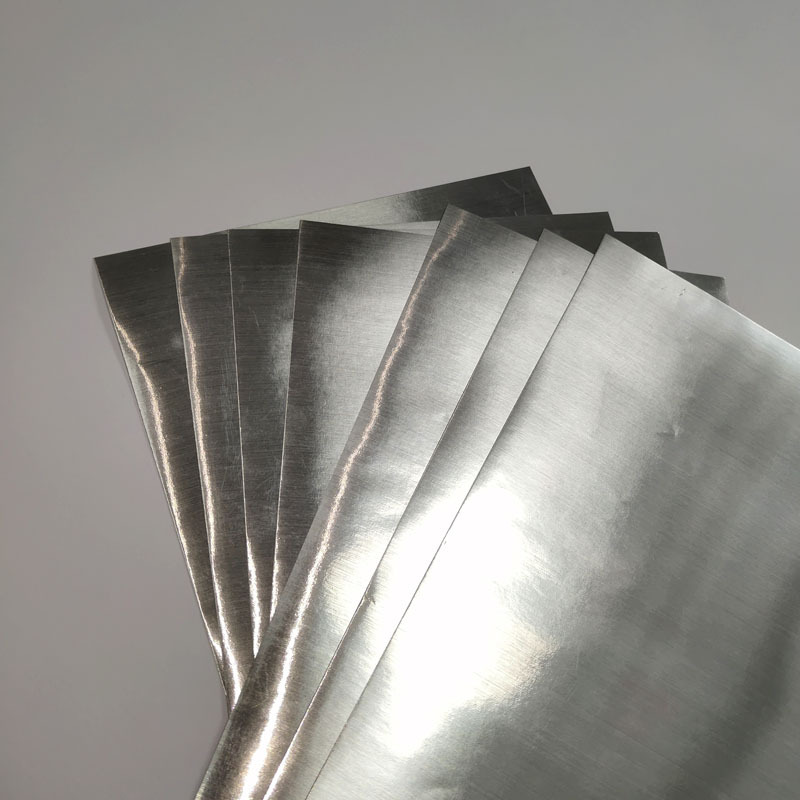 sgs认证可供出口卷筒可复卷小宽幅拉丝哑银卡纸标签印刷