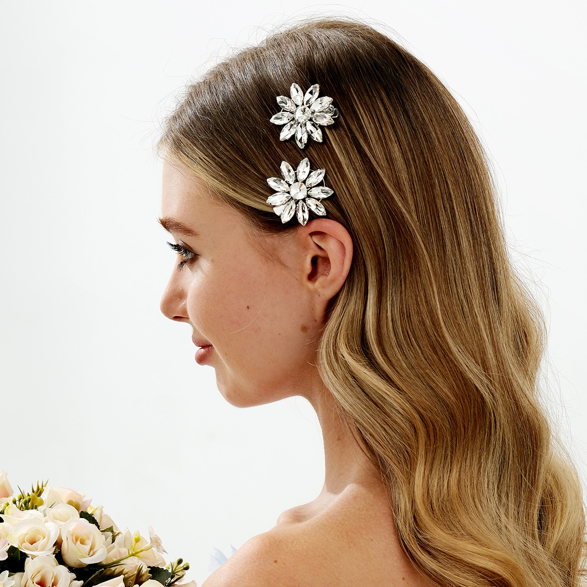 欧美新款水钻花朵发夹写真拍照刘海侧边夹百搭高级感圣诞新年头饰