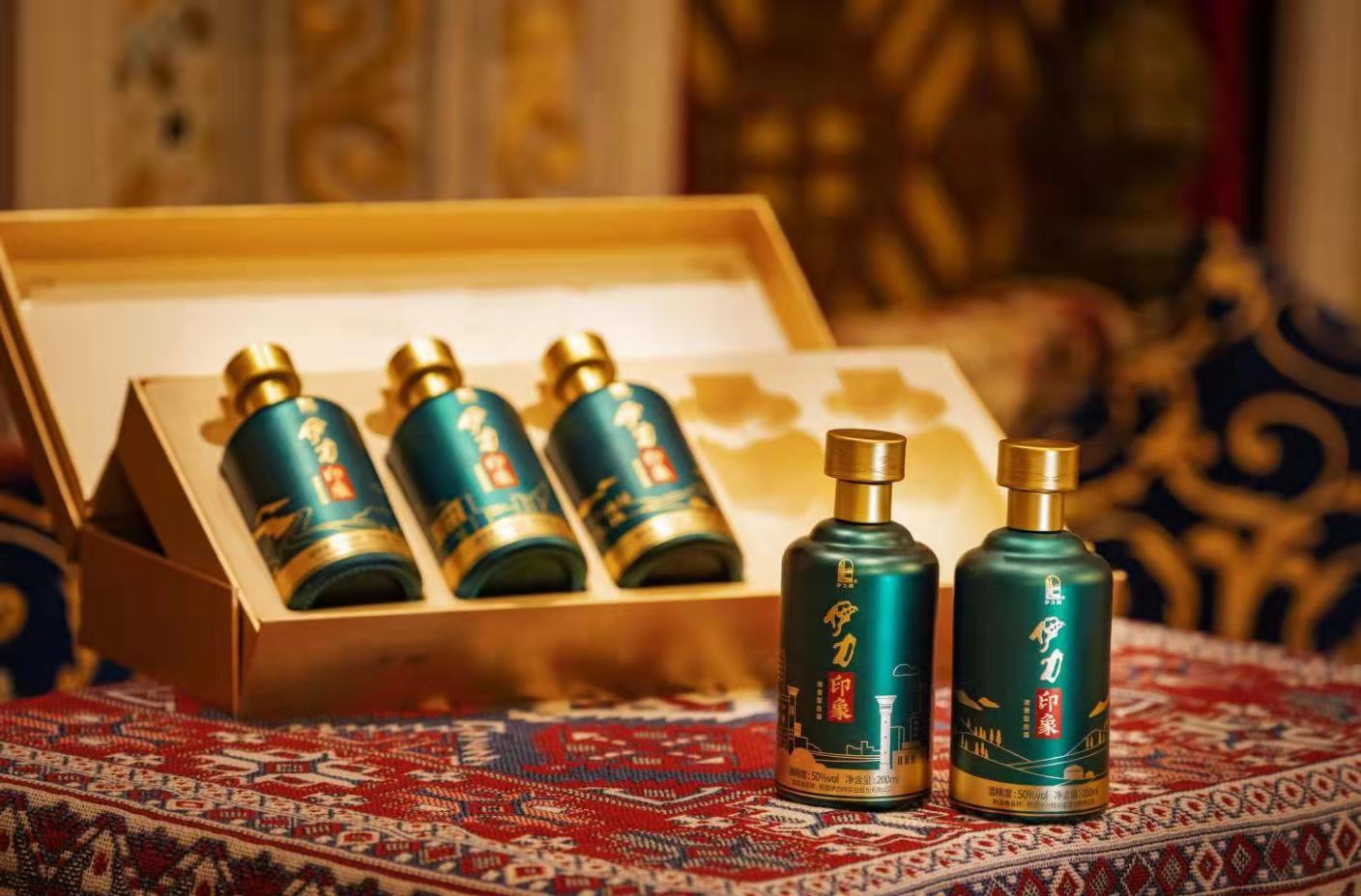 新疆礼物伊力印象礼盒装绵柔型白酒商务接待馈赠亲友伊力白酒批发