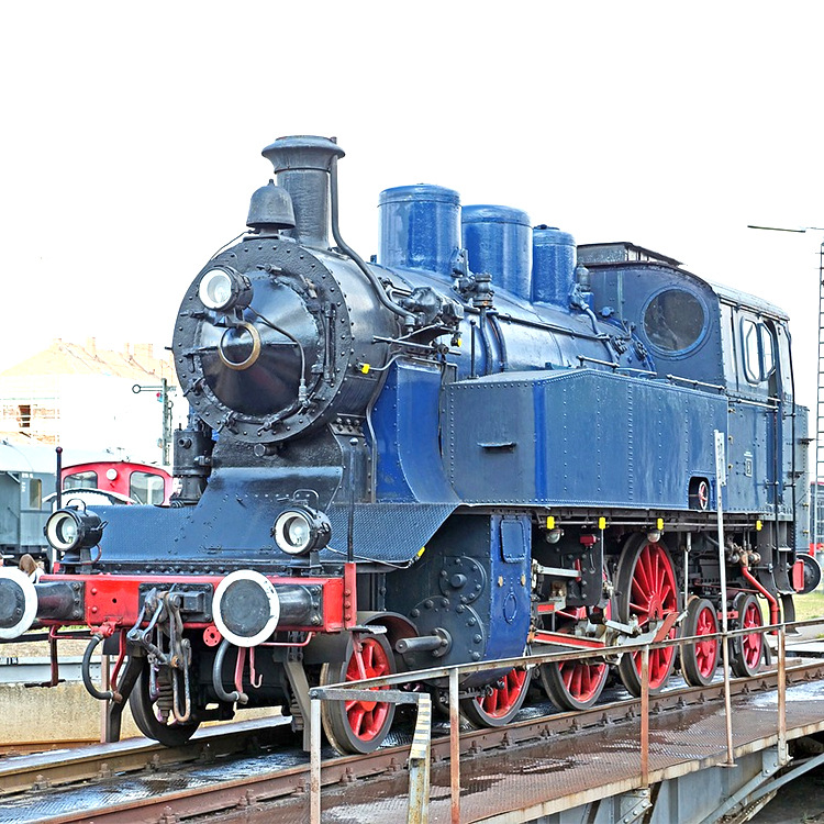 工厂定制仿真复古蒸汽火车头 绿皮火车餐厅 退役火车民宿1比1模型