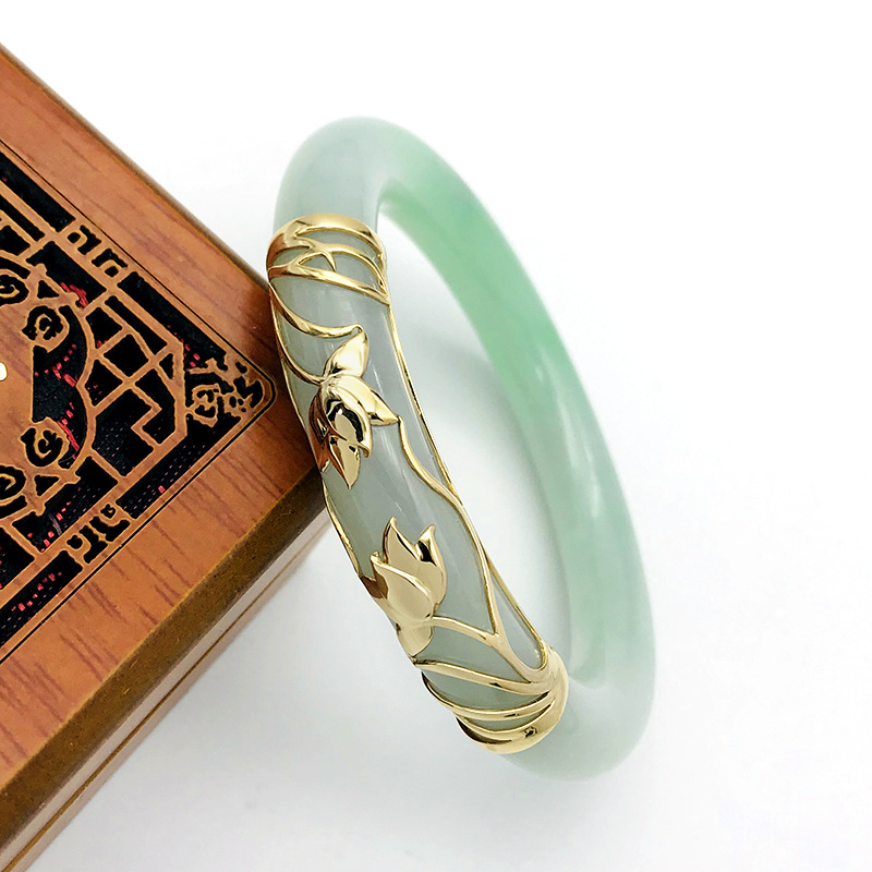 翡翠手镯断补玉镯修复 碎玉配件修补 18k镶嵌包金镶玉手镯06119