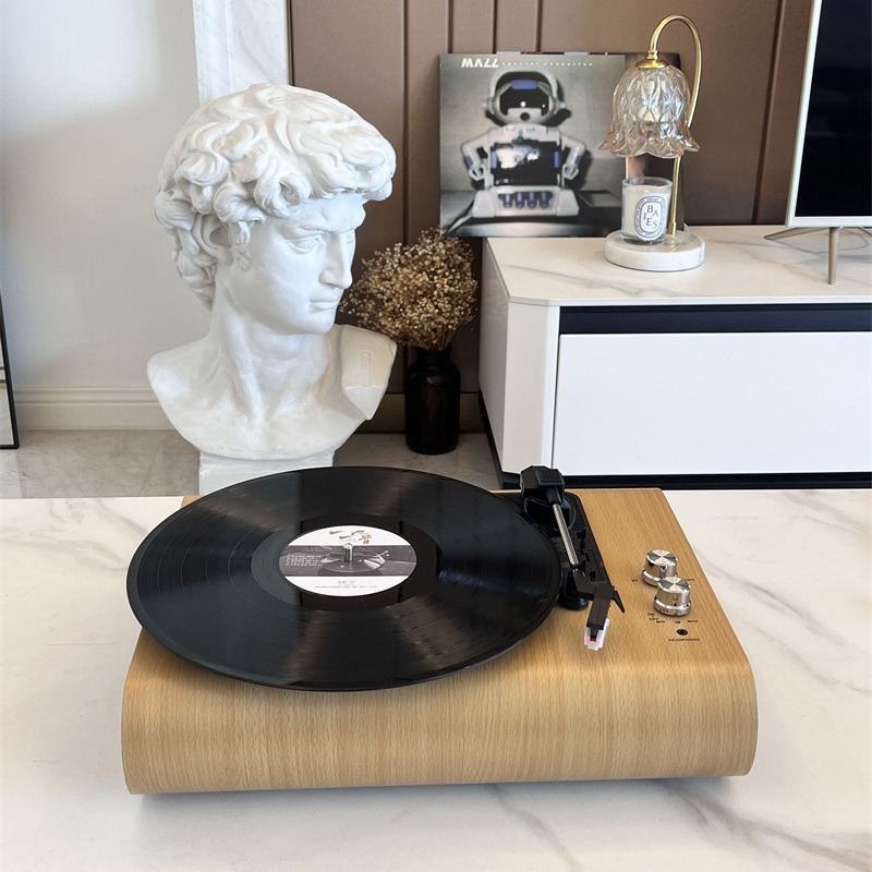 Bluetooth Record Player Image 1