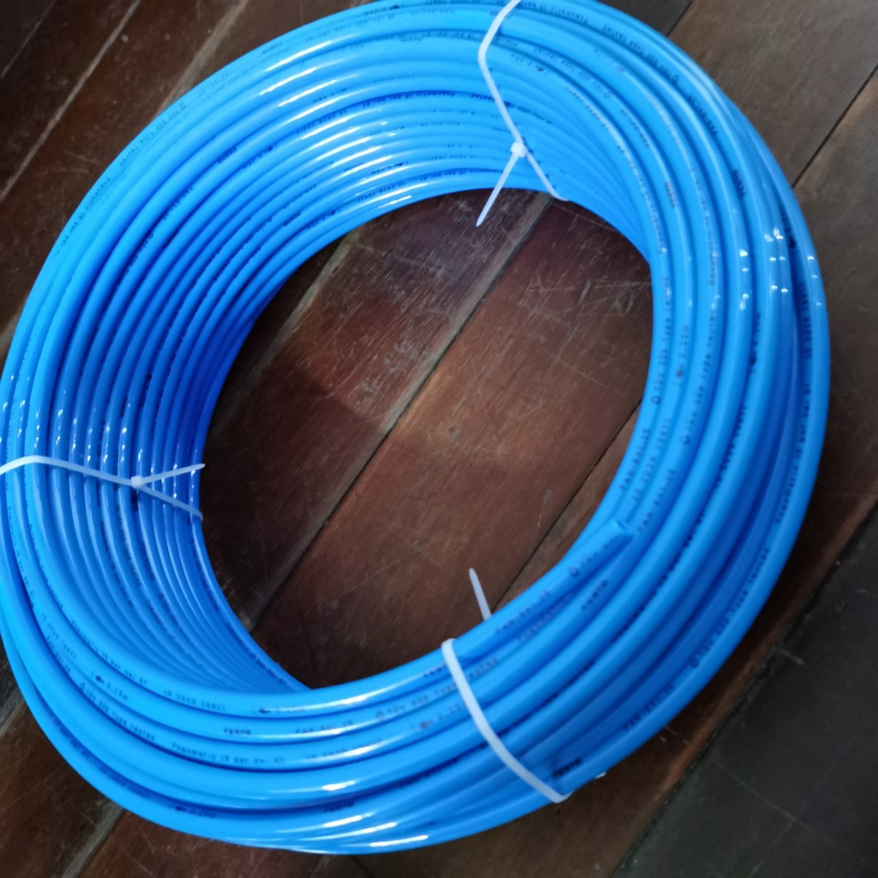 品牌直销开增值税发票费斯托压缩空气系统塑料气管pan-8*1.25