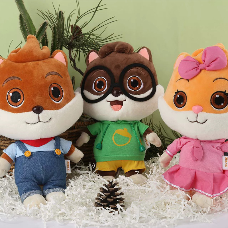 三只松鼠正版授权毛绒公仔玩具工厂来图定制玩偶吉祥物布娃娃定制