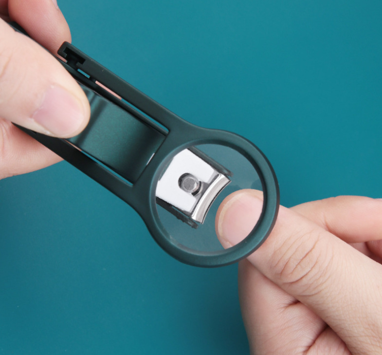 Multifunctional Creative with Magnifying Glass for the Elderly Practical Anti-Splash Nail Clippers