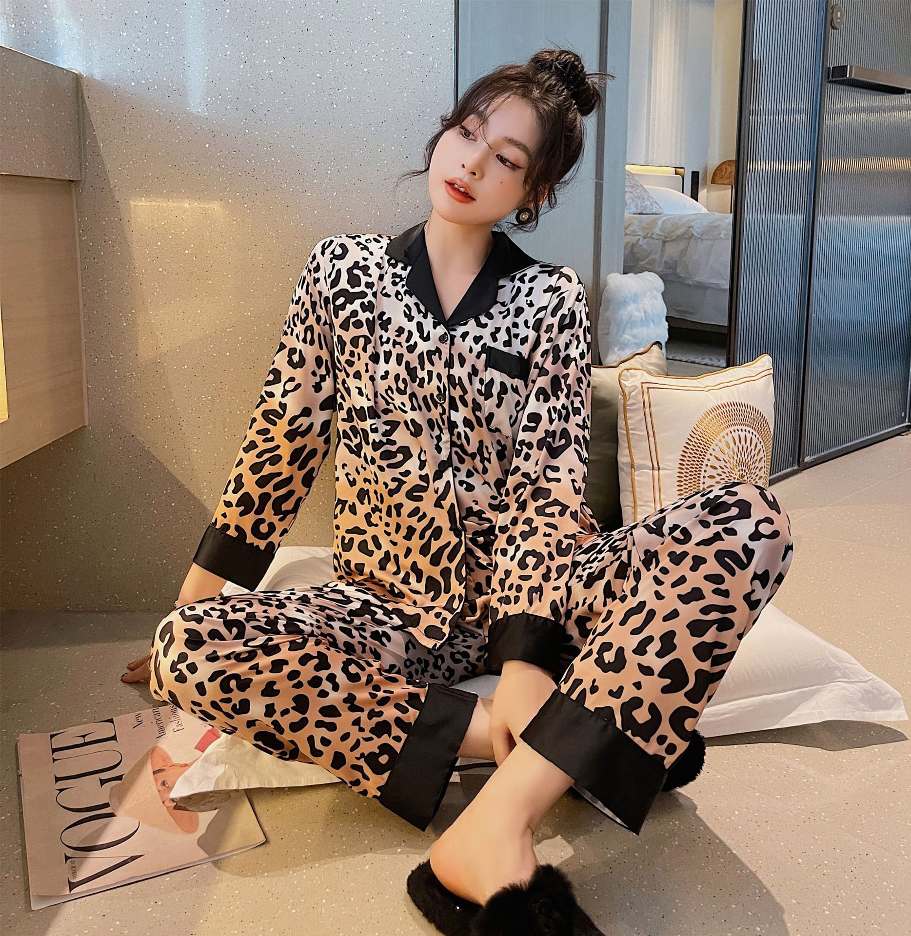 冰雪丝睡衣女秋季长袖豹纹性感家居服大牌网红睡衣爆款冰丝睡衣