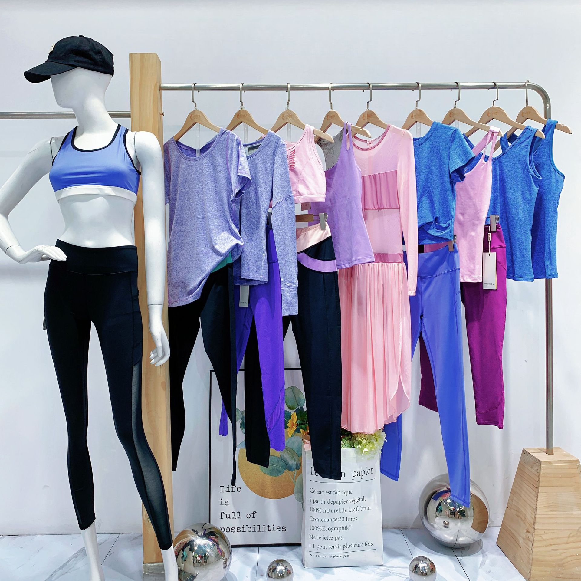 瑜伽服套装尾货女装品牌折扣批发走份商场专柜撤柜尾款清仓货衣服