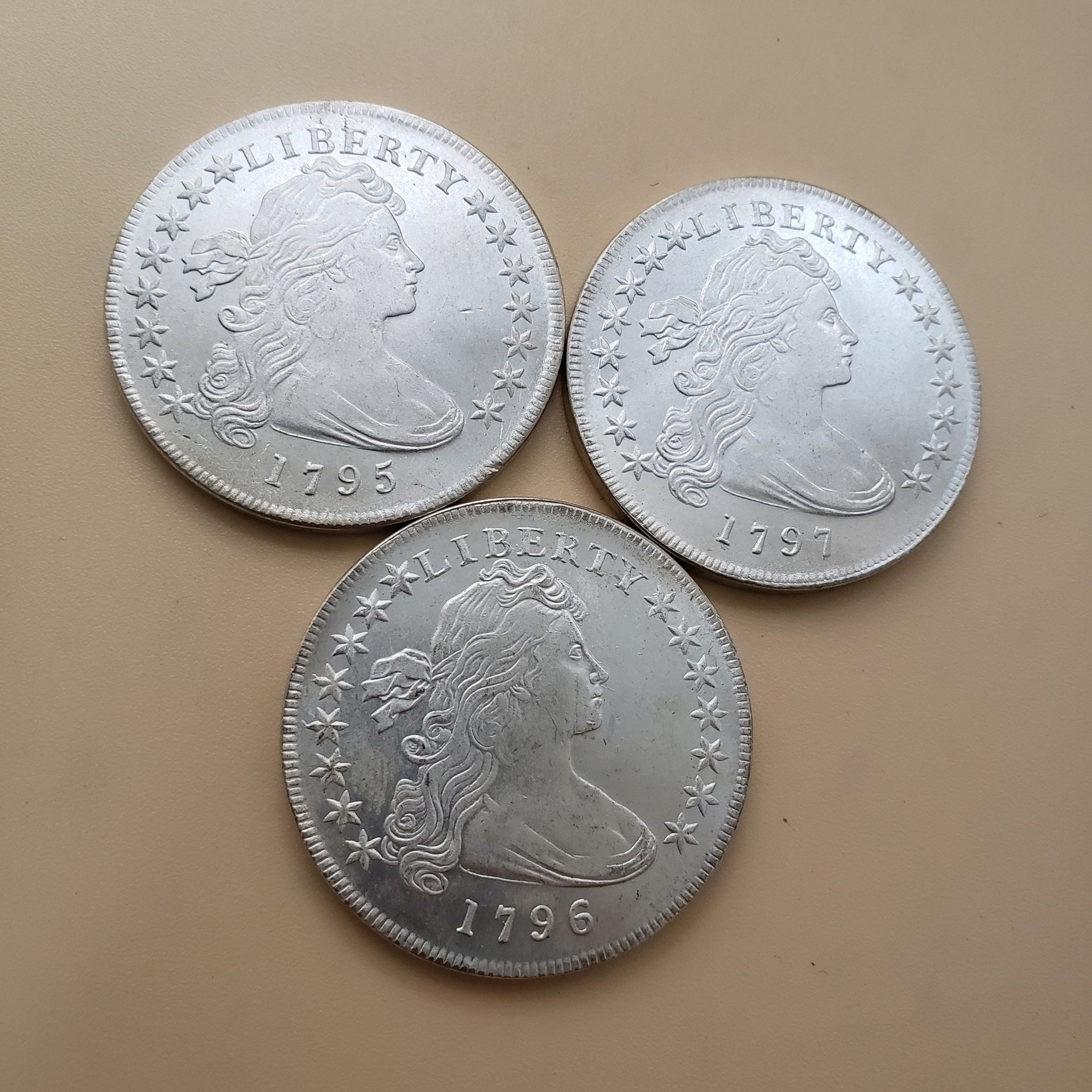 3种年号unc1795,1796,1797直径40mm半身像纪念币美国银元