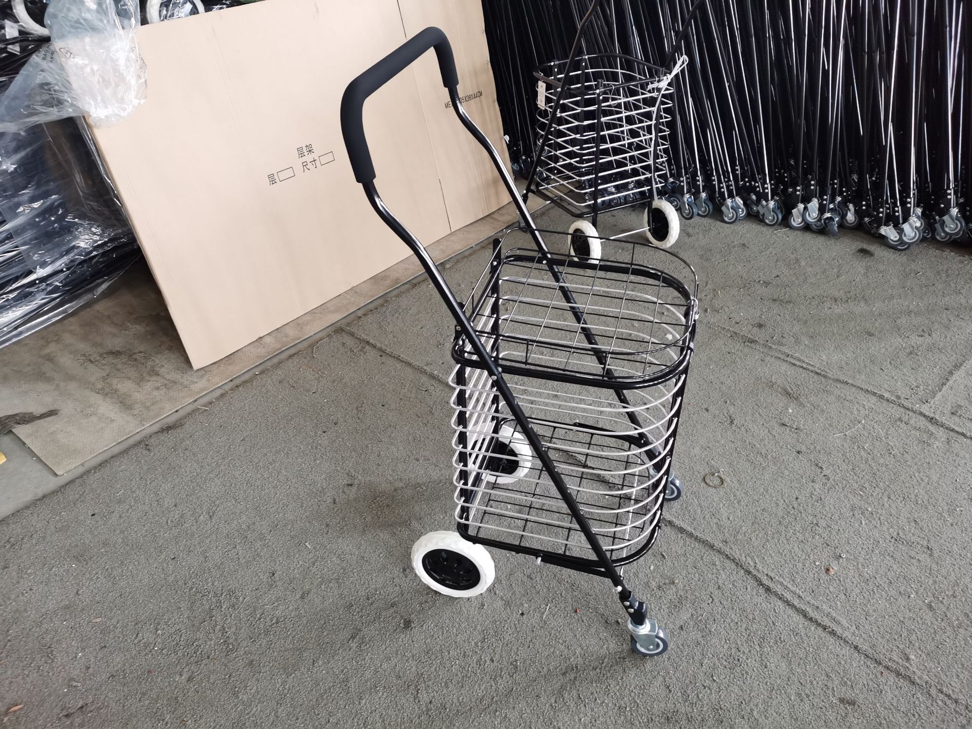 外贸便携购物车折叠式带盖行李车多功能爬楼车老人买菜车手拉车