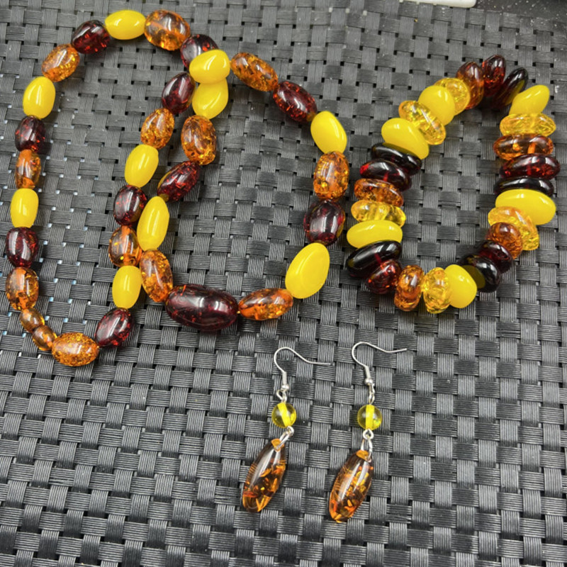 收藏产品权益登录查看是否享首单包邮或首单立减颜色纯度人造蜜蜡套装