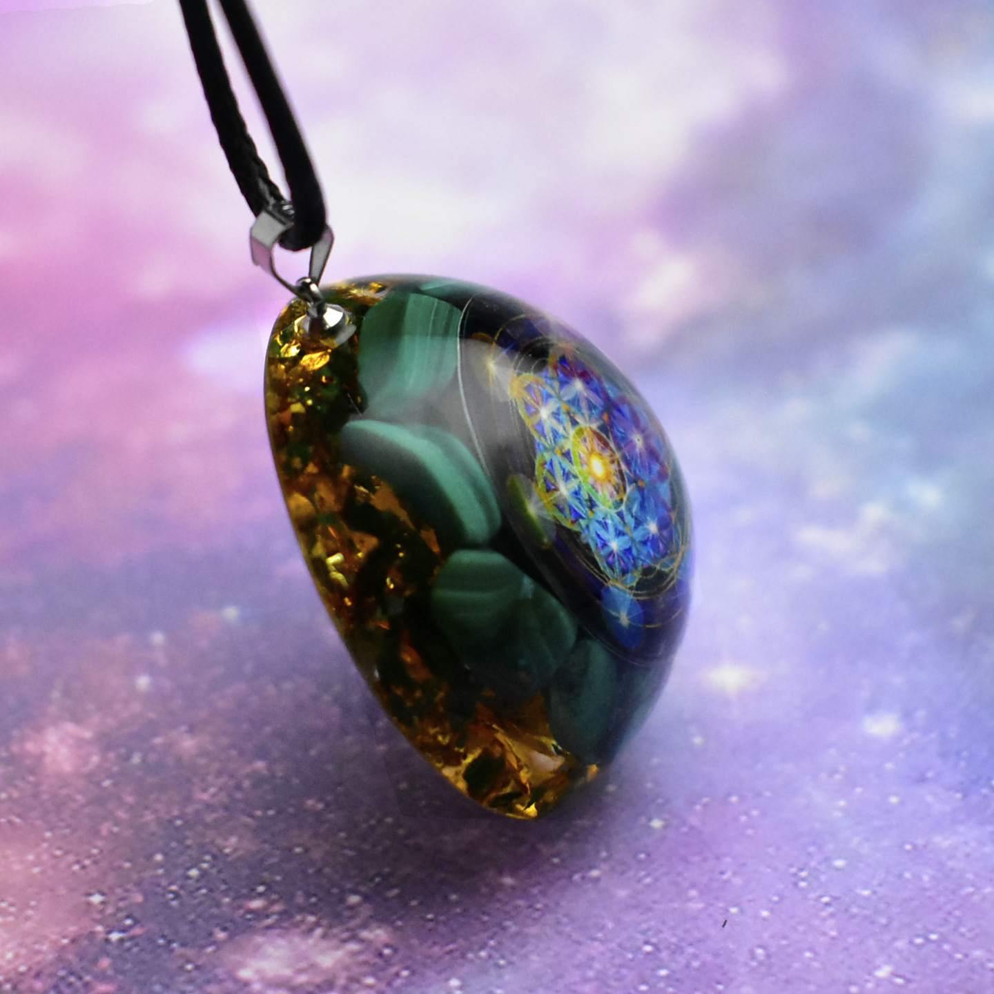 查克拉吊坠大天使符文天然水晶滴胶吊坠孔雀石碎石