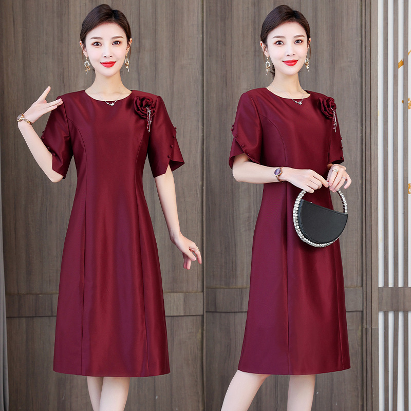 51702024婚礼妈妈婚宴礼服喜婆婆装敬酒连衣裙修身夏-阿里巴巴