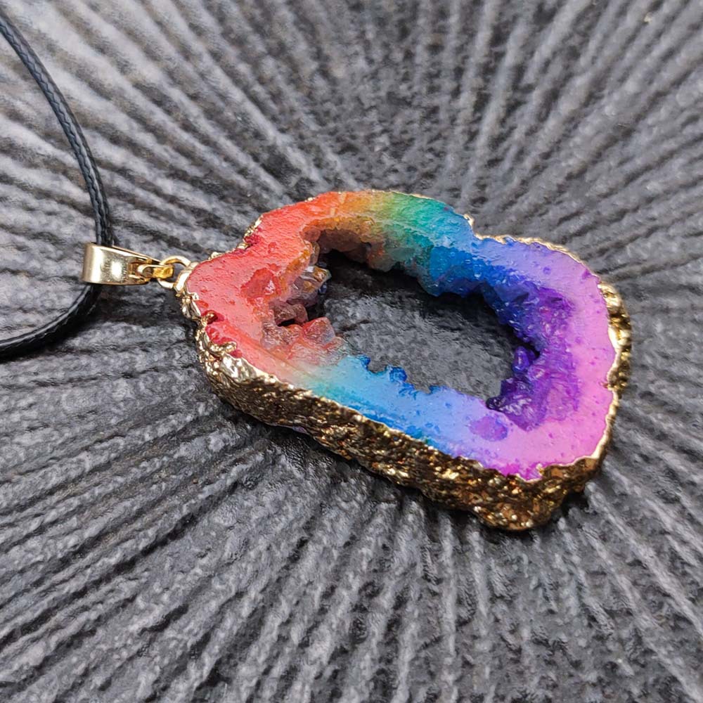 欧美时尚 七脉轮项链 彩虹水晶不规则自然形成原石包边电镀吊坠