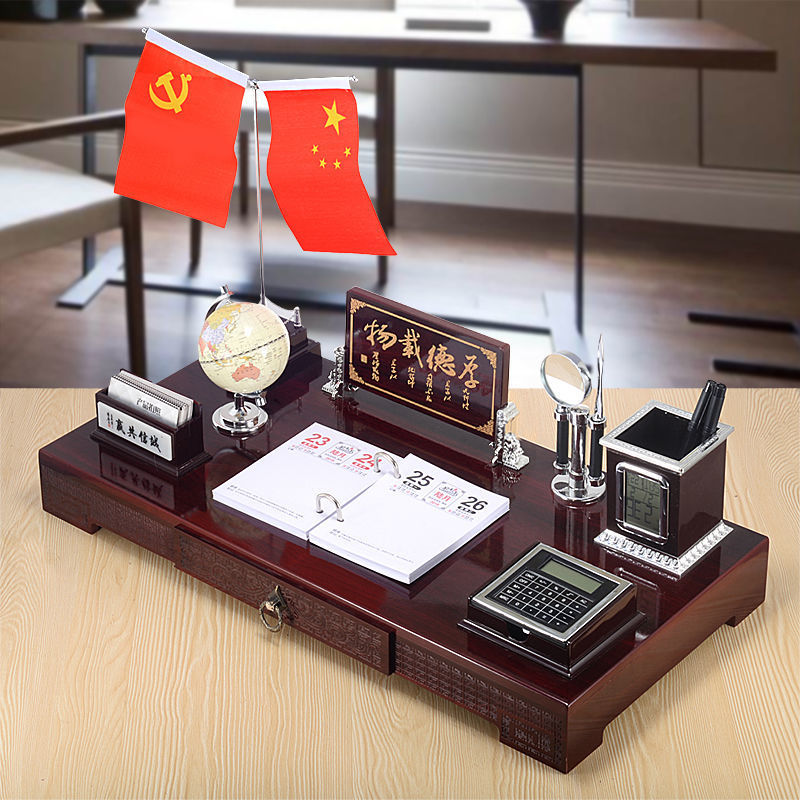 老板桌摆件工艺品轻奢领导办公室客厅装饰品桌面收纳笔筒招财