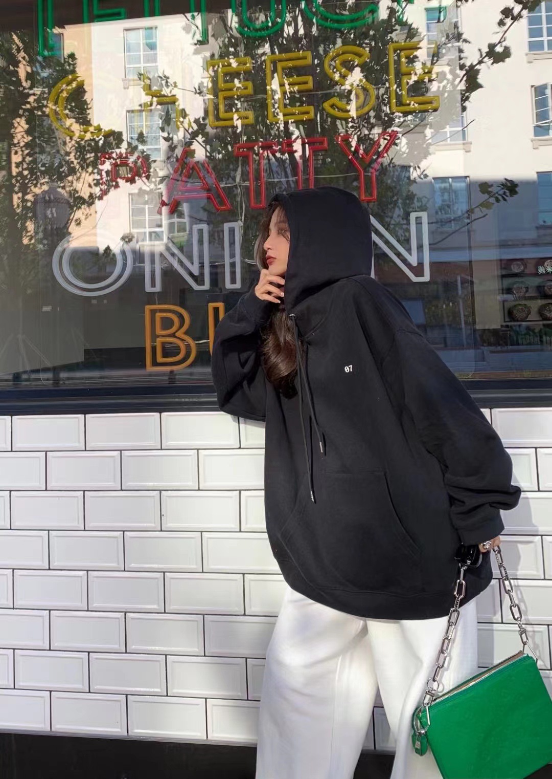 11an2022女装秋冬新款冬季女款加绒加厚连帽中长款纯色抽绳卫衣