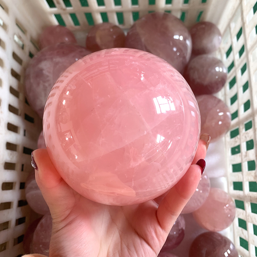 天然马达加斯加粉水晶球摆件芙蓉石粉色姻缘石旺桃花风水球饰品